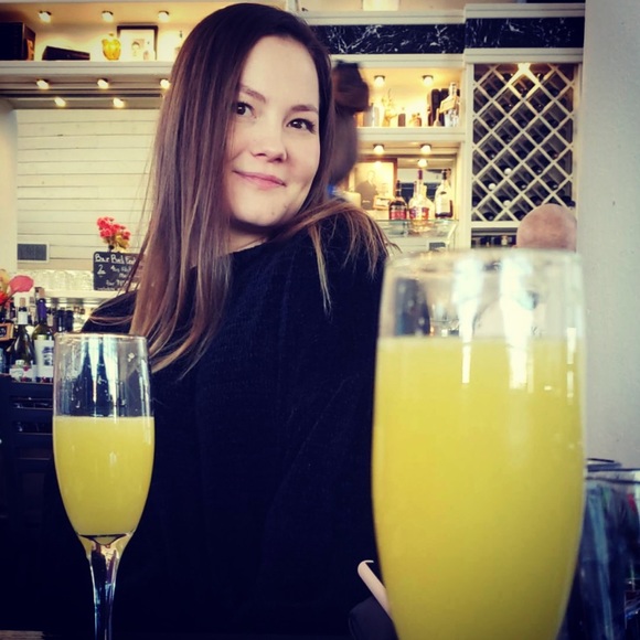 Meet your Posher, Destinee - Picture 1 of 1